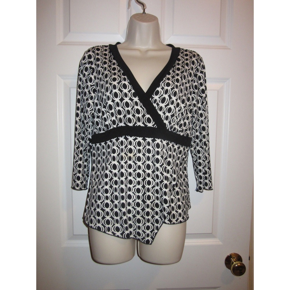 Womens AGB Brand Black & White Geometric print Crossover wrap Top L Career